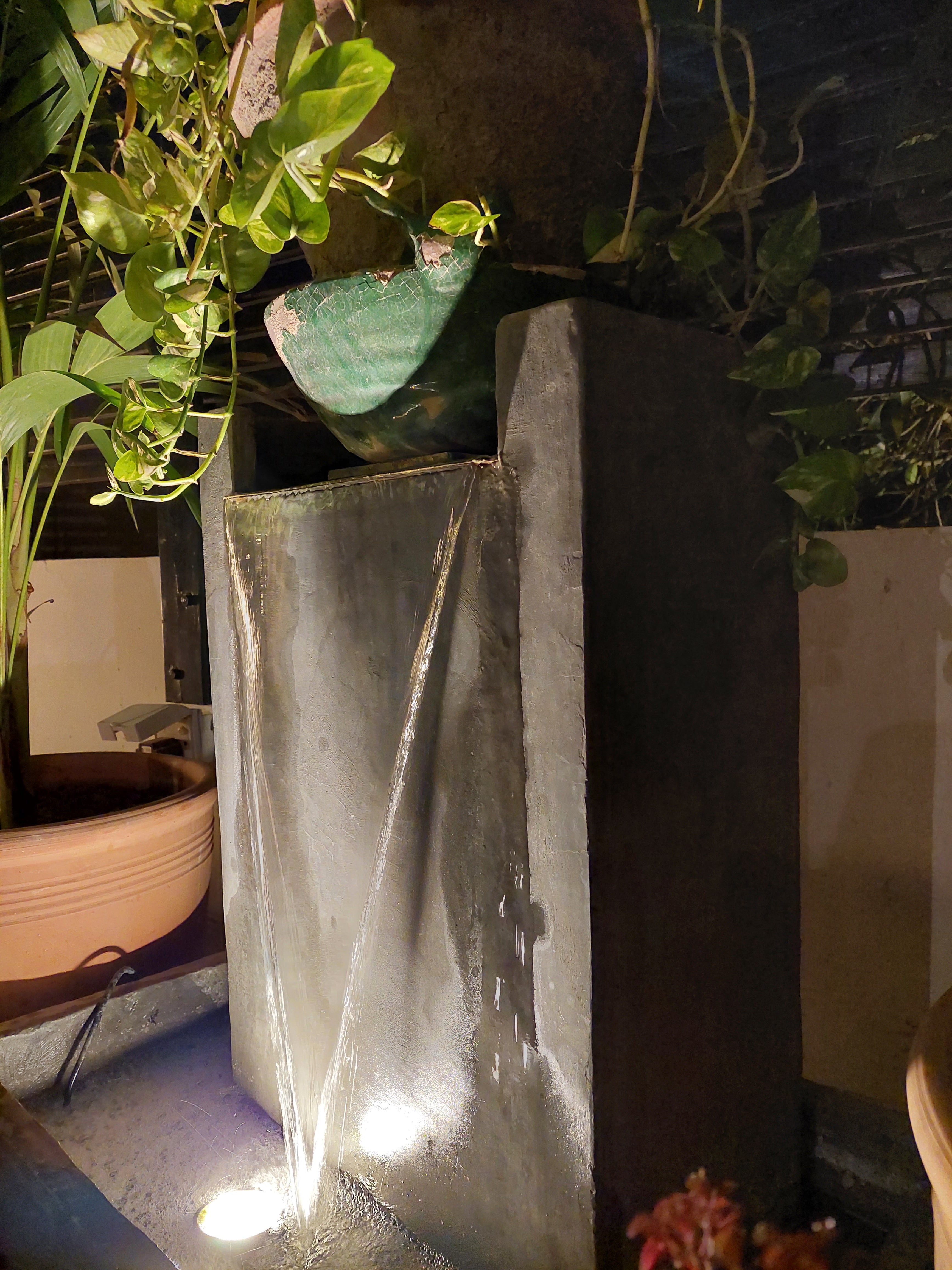 Blade fountain