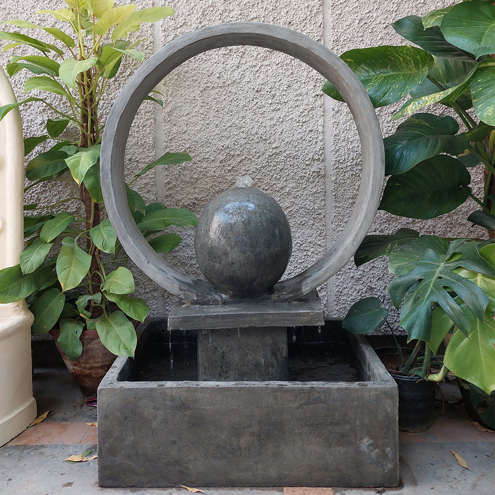 Ring orb fountain