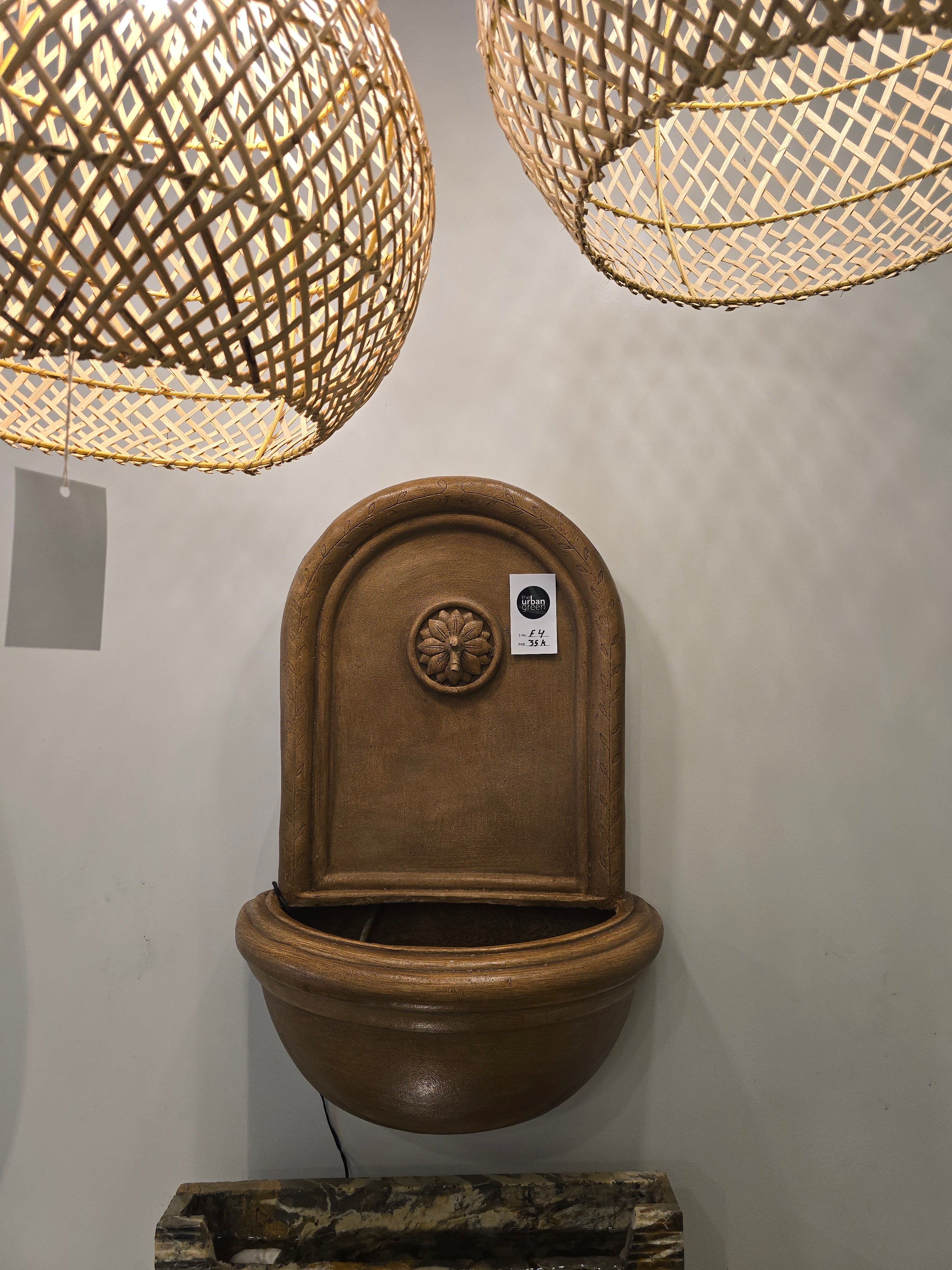 Wall Mount Fiber Fountain